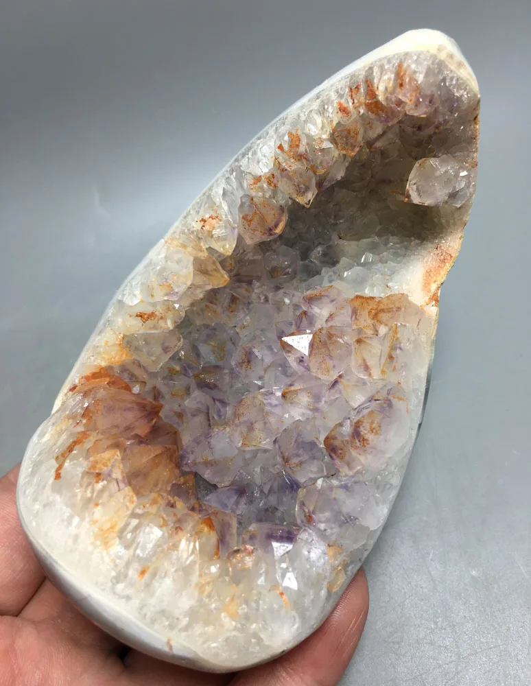 

384g Hot sale natural beautiful quartz crystal healing energy stone Amethyst Geode