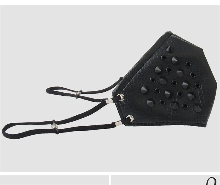 Hanging Ears Rocking Serpentine Punk Motorcycle PU Leather Mouth Muffle Mask Dust Leash Restraints  (5)