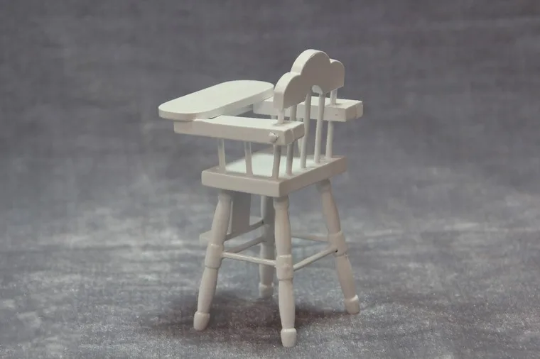 1:12 миниатюрный Dolhouse мебель мини-стул белый деревянный детский стульчик играть Кукольный дом игрушка
