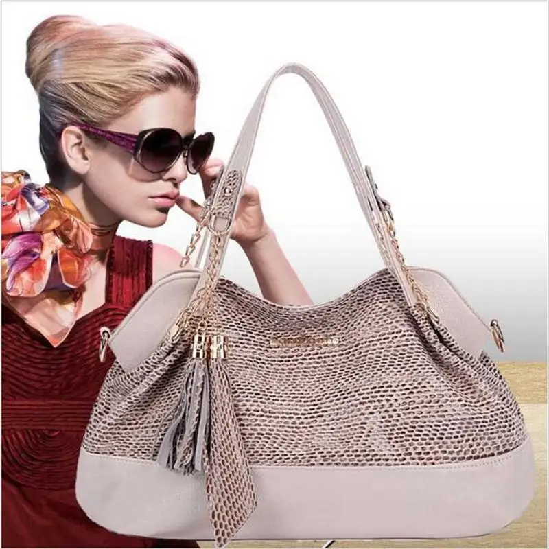  2017 Famous Brand Female Leather Bag Large Tote Fashion Women Messenger Bags New High Quality Designer Women Bag Crossbody Bag 