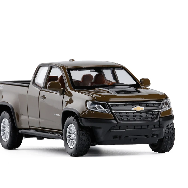 

Alloy 1:32 Pickup Truck Pull Back Toy Cars Model Collection Car with Sound Light Diecasts Vehicles Kids Gifts