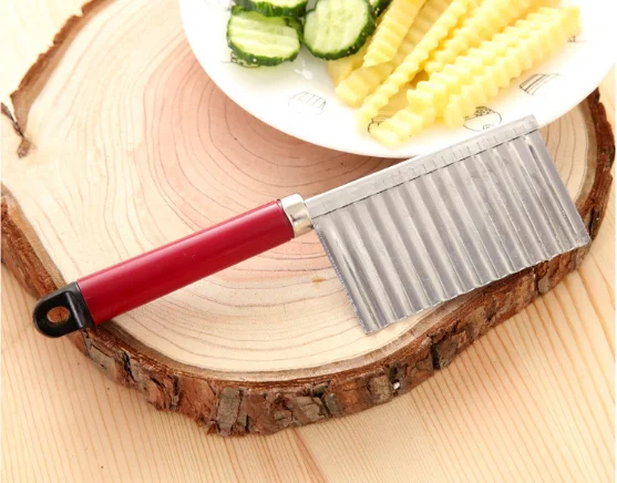 1Pcs Multifunction Potato Knife Corrugated Knife Stainless Steel Wave Potato Slicer Fries Cutter LXX