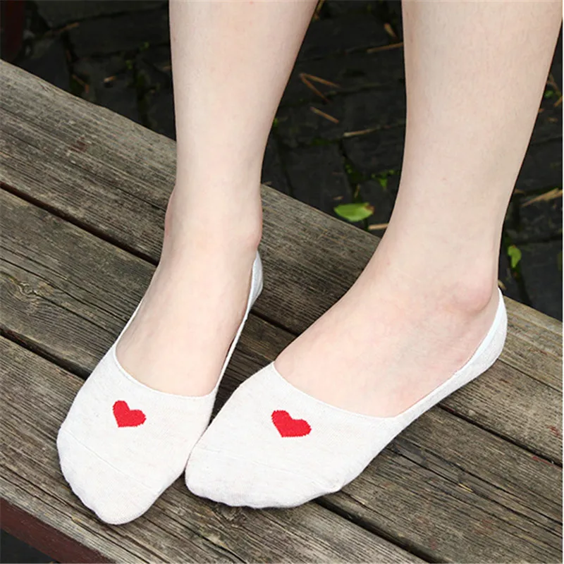 

Women Socks Solid Cotton Heart Embroidery Breathable Stretch Sweat-absorbing Lovely Invisible Socks Female