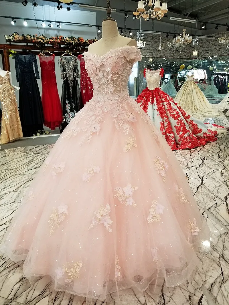 Розовые платья Quinceanera Цветы Кружева Аппликации бальное платье с блестками с открытыми плечами с короткими рукавами день рождения платья принцессы