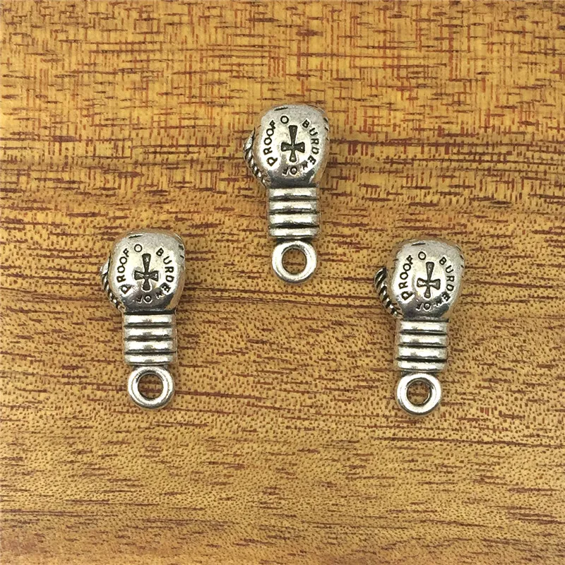 

10pcs Glamour Boxing Gloves 22*10mm Tibetan Silver Pendant Accessories Pendant DIY Bracelet Necklace Accessories Accessories
