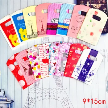 

30pcs/lot Gift Bags With Handles White Small Plastic Bags 9x15cm Favor Wedding Christmas Gifts Bags Jewelry Packaging Gift Boxes