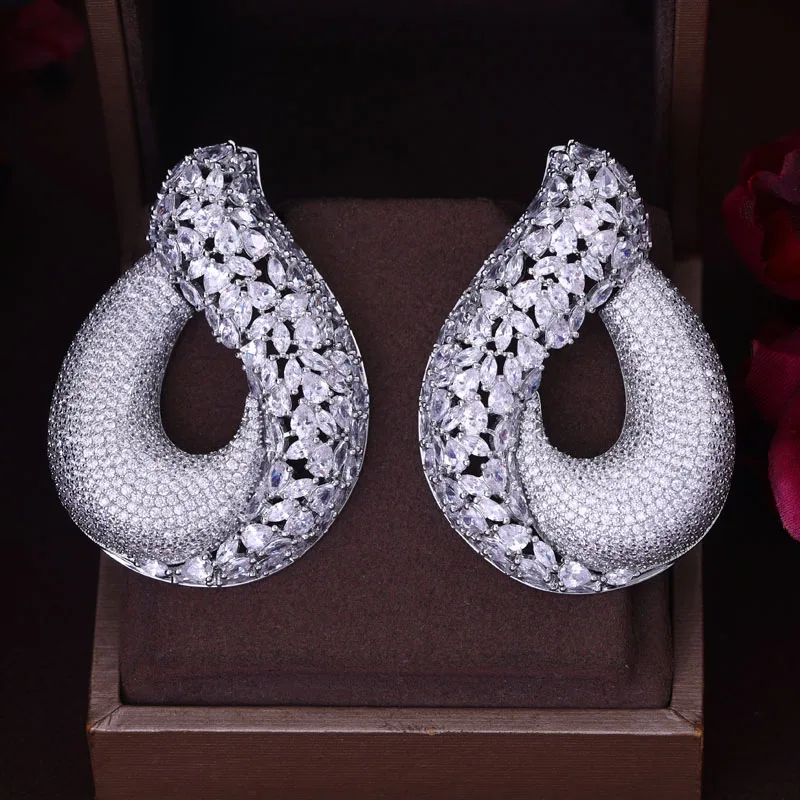 Jankelly Модные кубический Крюк из циркония цветы серьги гвоздики для женщин ювелирные изделия Свадебные Brincos Букле д 'ореиль