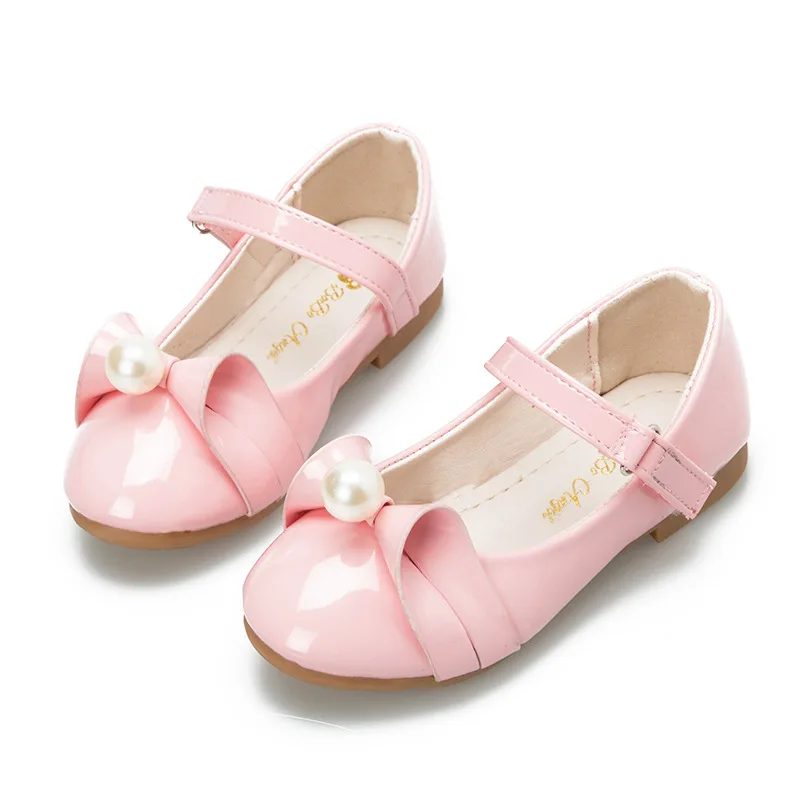 Детская Демисезонный лак кожа супер жемчужные цветы инкрустированные Луки Принцесса Обувь для девочек для отдыха тонкие туфли Европейский 26-34#2 - Цвет: pink colour
