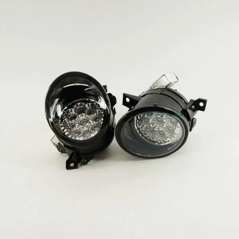 

One Pair Of Front Clean LED Fog Light Lamp For VW Golf Jetta MK5 Rabbit Sciocco Seat 1K0 941 699 / 1K0 941 700