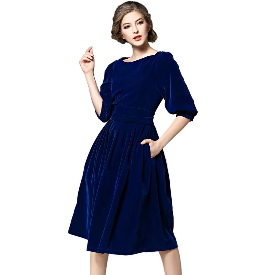 

Runway Dresses 2018 Spring Summer Blue Red Velvet Dress Women Half Sleeve Vintage Priness Pleated Dresses Party Vestidos
