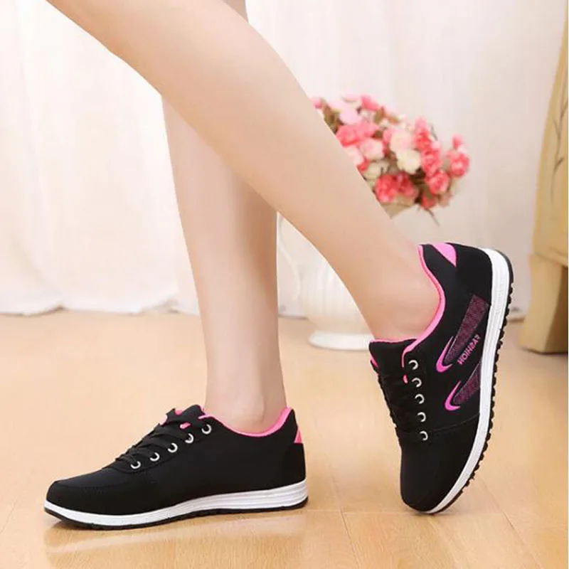 Goedkoop COVOYYAR 2019 Comfort Vrouwen Sneakers Fashion Lace Up Platte Casual Schoenen Lente Herfst Licht Schoenen voor Trainers WSN733