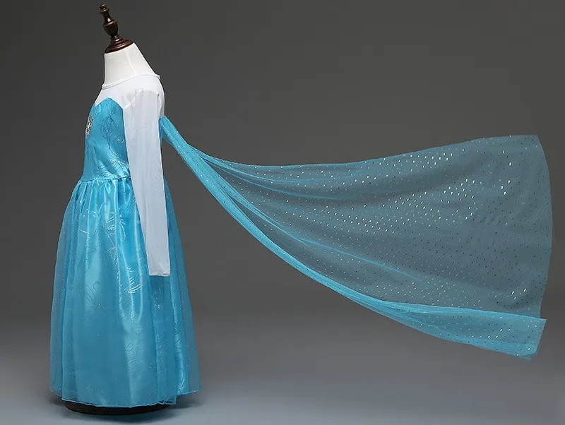 2663187079_1933995610