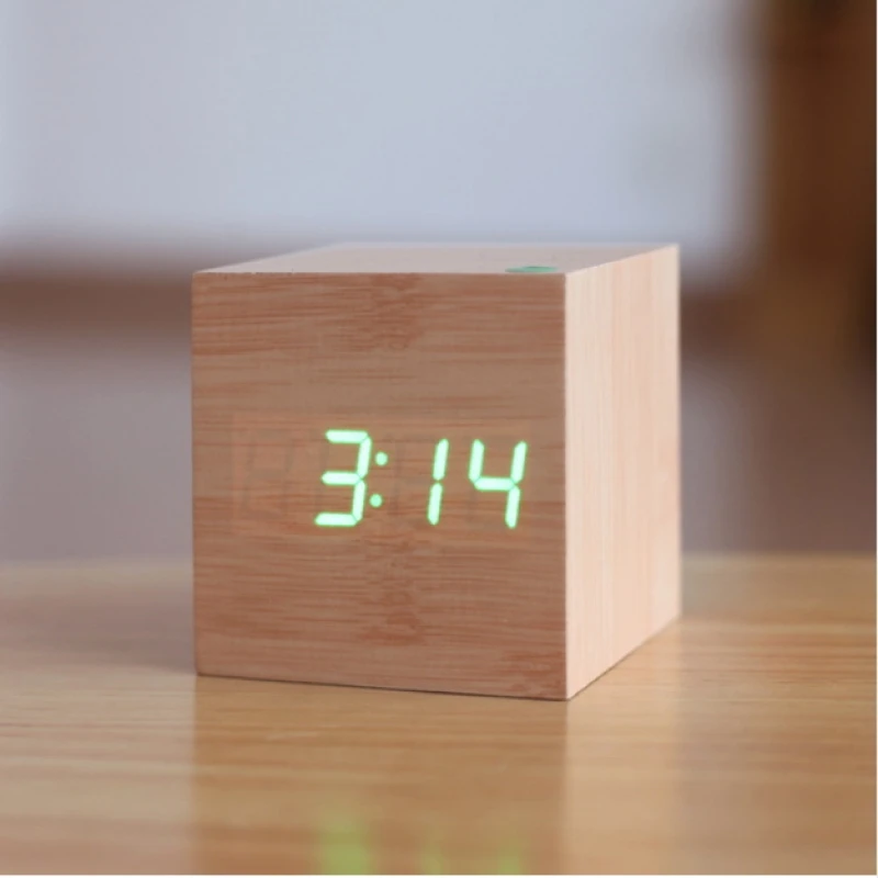 Voice-Control-Wooden-Square-LED-Alarm-Digital-Desk-Clock-with-Thermometer-Calendar-Burlywood-Green-LED_800x800