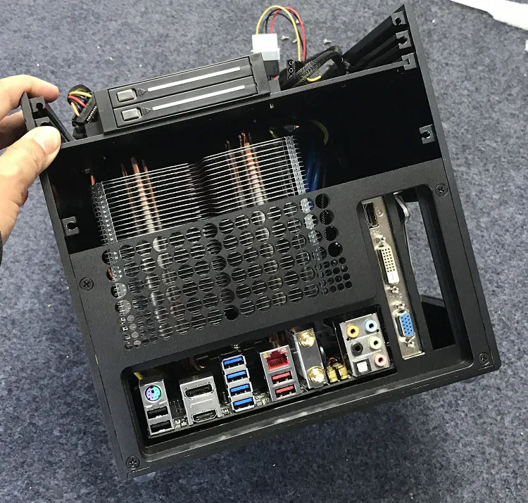 Черный корпус/чехол для компьютера с воздушным охлаждением SFX power ITX CUBE 2 нового