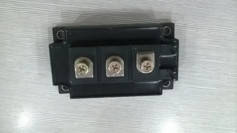 

IGBT MODULE 2MBI-200L-120 free shipping