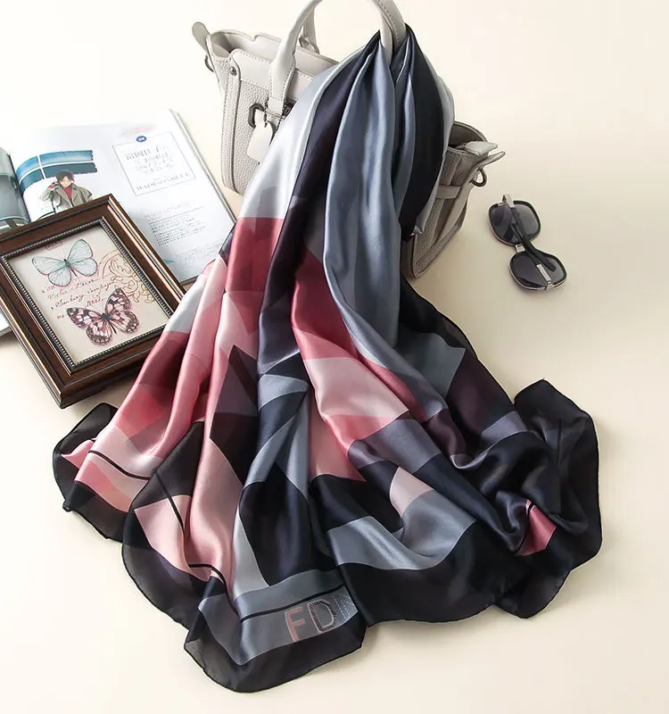 Роскошный брендовый летний женский шарф Горячие женские шелковые шарфы с принтом мягкие шали из фуляра женские длинные Размеры банданы хиджаб - Цвет: gray plaid