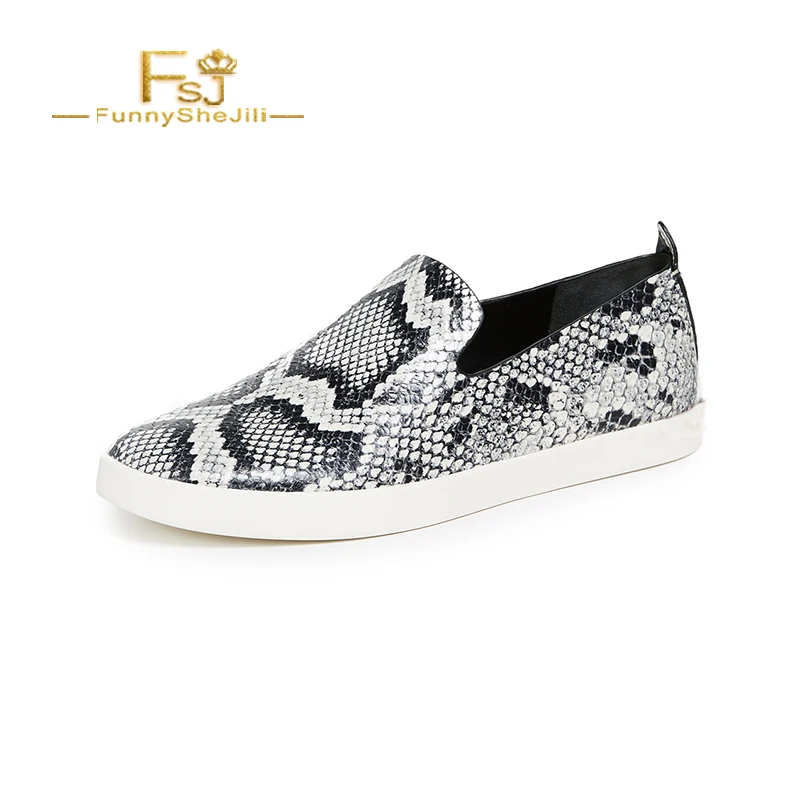 

Woman Shoes Patent Leather Snake Skin Animal Print Loafers Flats Pointy Toe Shoes Woman Slip-on Shallow Casual Party FSJ size 16