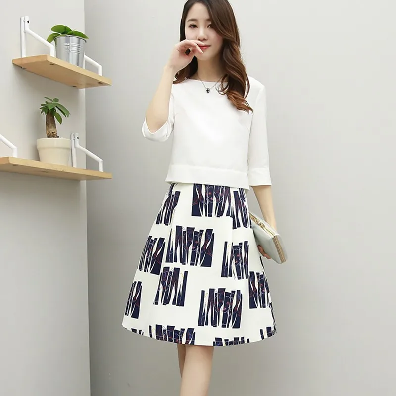 

Women Sweet Pullover Slim Sets Round Neck Solid 3/4 Sleeve T-Shirt + High Waist Midi Skirt Two-Piece Sets