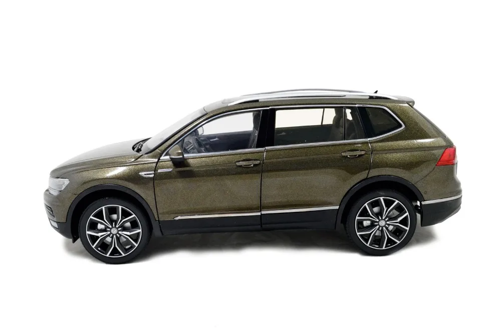 Модель Paudi 1/18 1:18 Масштаб VW Volkswagen New Tiguan L коричневая литая модель автомобиля Игрушечная модель автомобиля открывающиеся двери