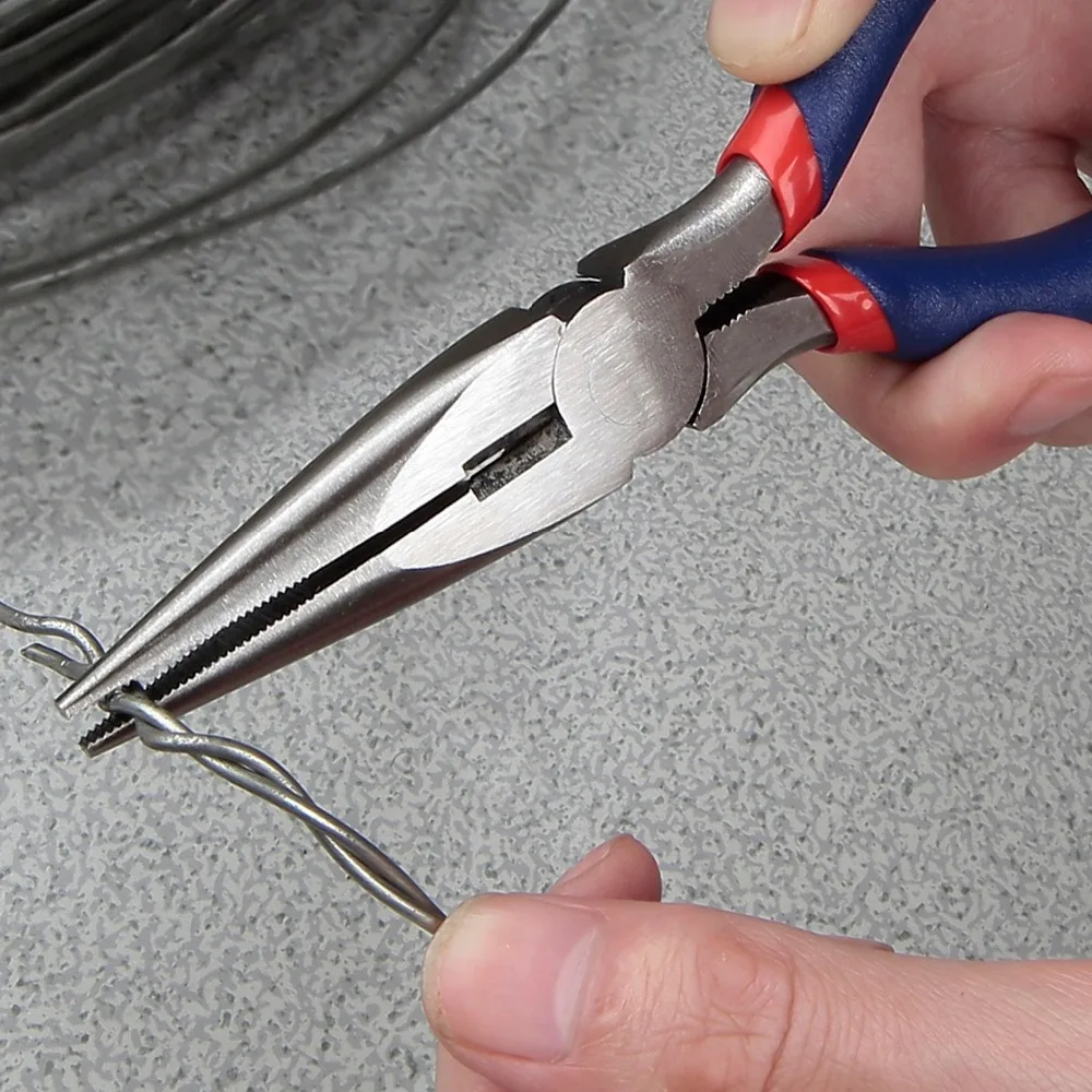 long nose plier_use_01