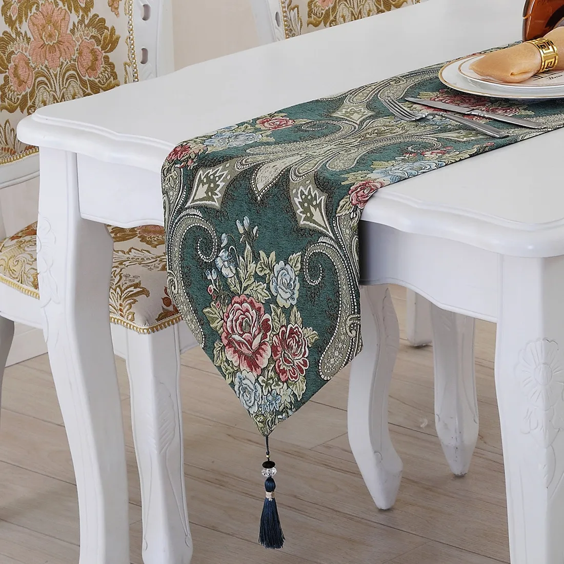 الأوروبية الفاخرة الجدول عداء النمط الصيني سماط الأمريكية البلد الشنيل تلفزيون نهاية العدائين السرير طاولة القهوة القماش الأوروبية الفاخرة الجدول عداء النمط الصيني سماط الأمريكية البلد الشنيل تلفزيون نهاية العدائين السرير طاولة القهوة القماش