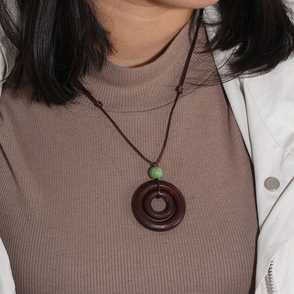 Handmade Resin Wood Necklace Creative Dreams Simple Fashion - Image 4