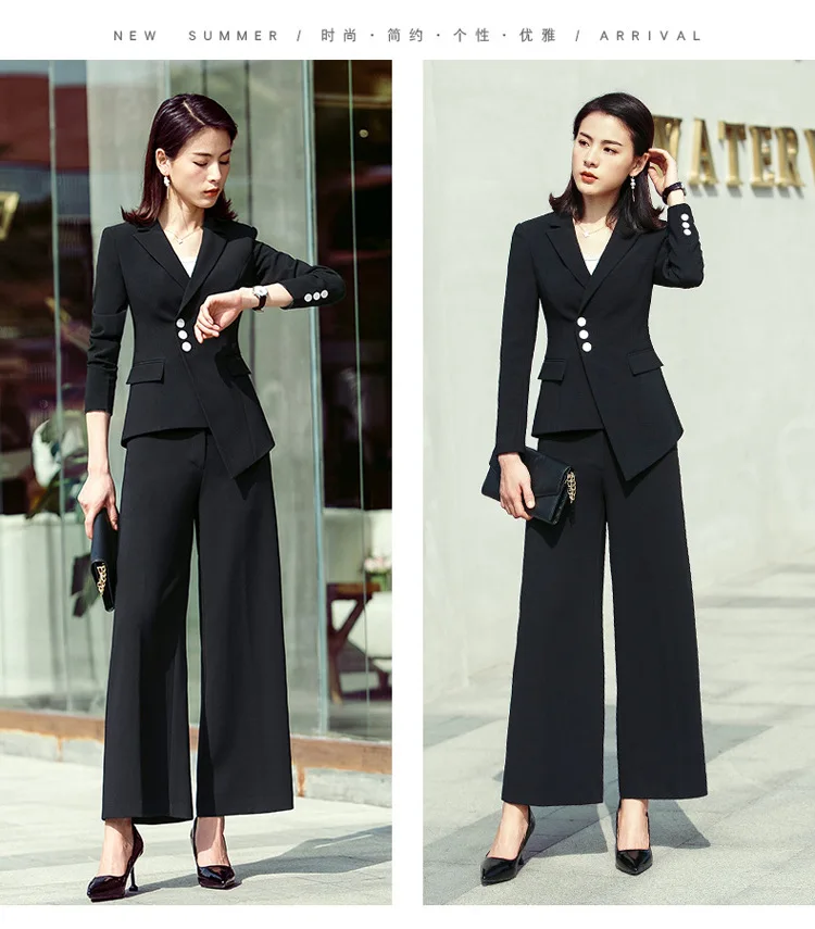 8558563642_1964497312