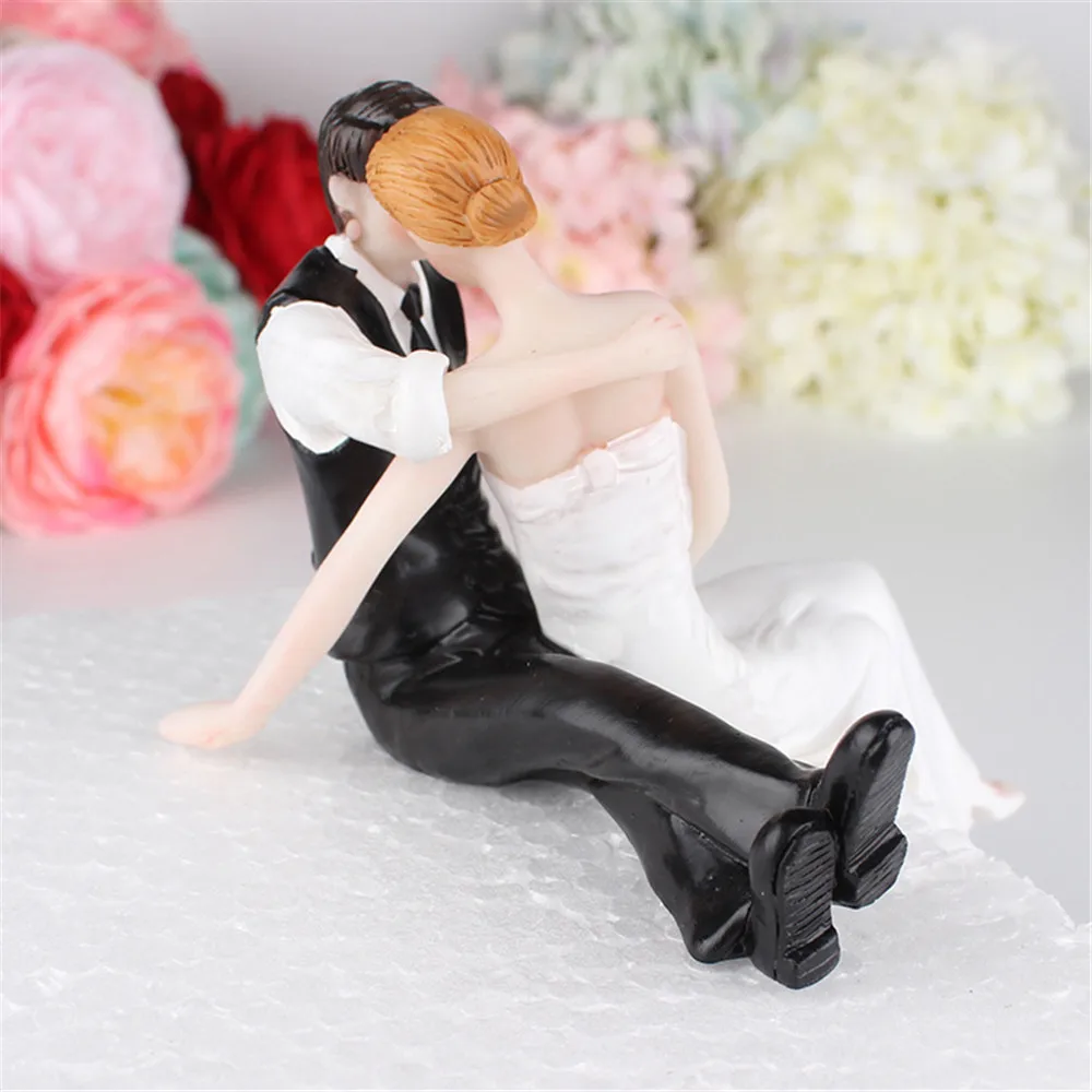 Фигурки и держатель для стикера Романтический Жених и невеста свадебный торт Топпер обнимающаяся пара поцелуй Свадебный 12X12X13,5 см Oot25