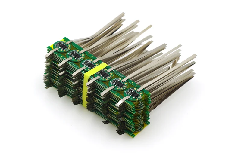

50PCS 18650 battery protection circuit board, has been welded nickel belt. 18650 two MOS Protection Board PCB + Free shipping