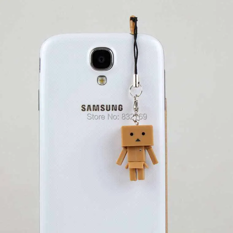 

Free Shipping Lovely Danboard Mini PVC Action Figure Toy Danbo Doll with Amazon Style