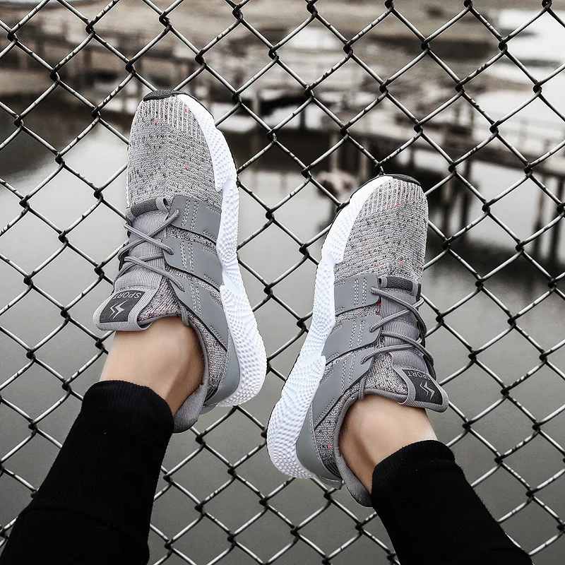 الأزياء العصرية حذاء رجالي مريحة ضوء تنفس تشغيل الرجال أحذية رياضية زيادة Flyknit في الهواء الطلق ارتداء مقاومة الرجال حذاء كاجوال الأزياء العصرية حذاء رجالي مريحة ضوء تنفس تشغيل الرجال أحذية رياضية زيادة Flyknit في الهواء الطلق ارتداء مقاومة الرجال حذاء كاجوال