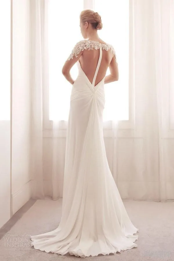 172 Eleagnt Beach 2015 Summer Wedding Dress Appliques A-Line Illusion Bateau Zipper Back Sheer Long Sleeve Split Side Sweep Train Bridal Gown (4)