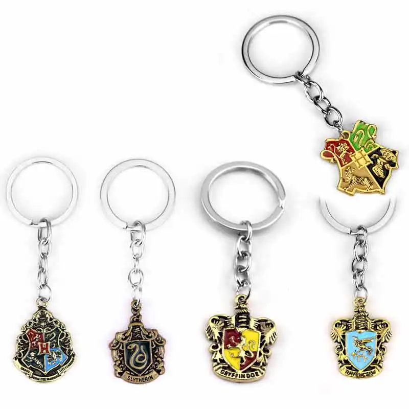 

magic school Gryffindor Hufflepuff Ravenclaw Slytherin Pendent Cute Keychain logo key chain School Crest key ring Movie Jewelry