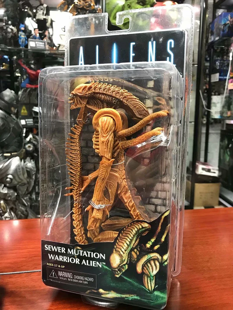 NECA Alien vs Predator Sewer Mutation Warrior Alien Action Figure Toy Doll 18cm (1)