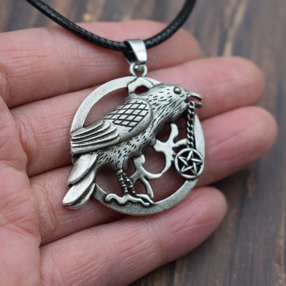 Gothic Raven Grand Collier Pendentif Noir Déclaration Wicca Crow Bird Skull Wing