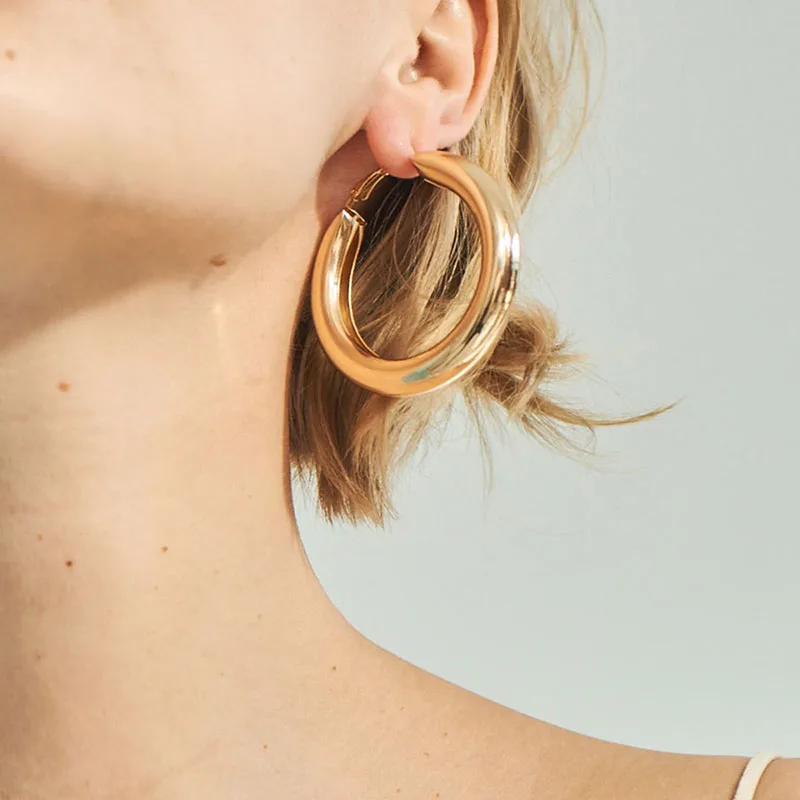 

Geometric Gold color Earring Elegant Hoop Woman Fashion Jewelry Round Fancy Hoop Tide Earrings For Women Jewelry