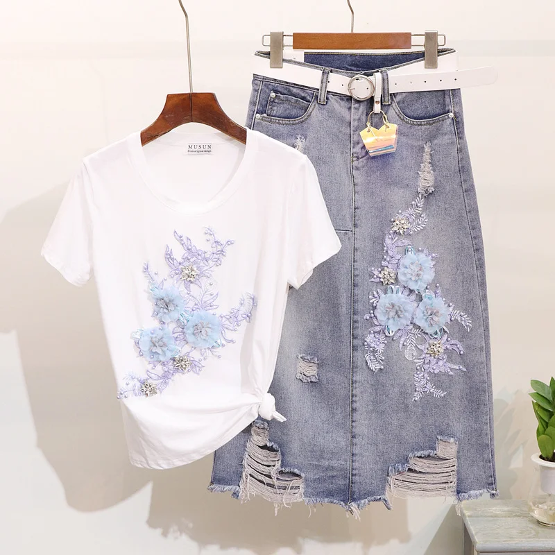 

Spring Summer 2019 New Euro-American Pearl Drilled Flower T-shirt + Grinded Jean Mid-calf Length Skirt Two-piece Suit for Women