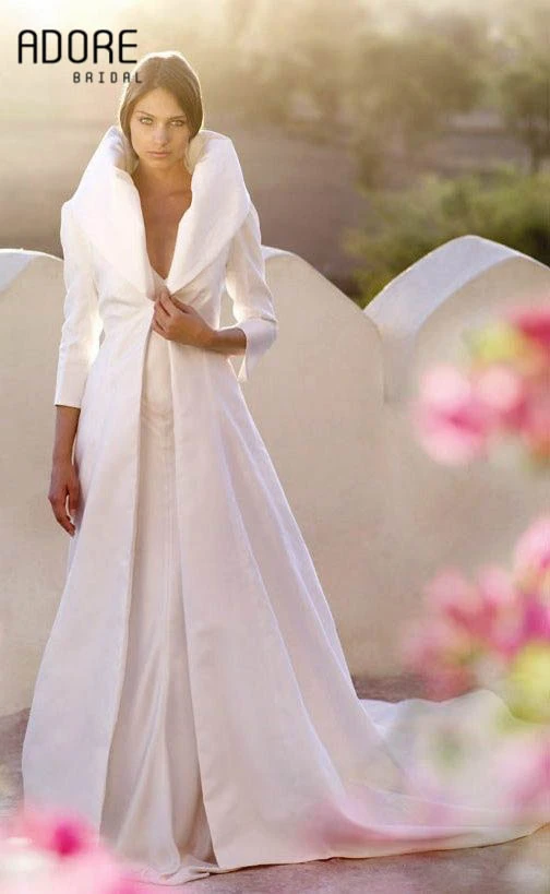 wraps for bridesmaids in winter