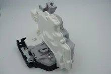 3C4839015A 3C4839015C rear left CENTRAL DOOR LOCK LATCH ACTUATOR 3C4 839 015A FOR VW PASSAT B6 SKODA SUPERB A4 A5 Q5 Q7 TT