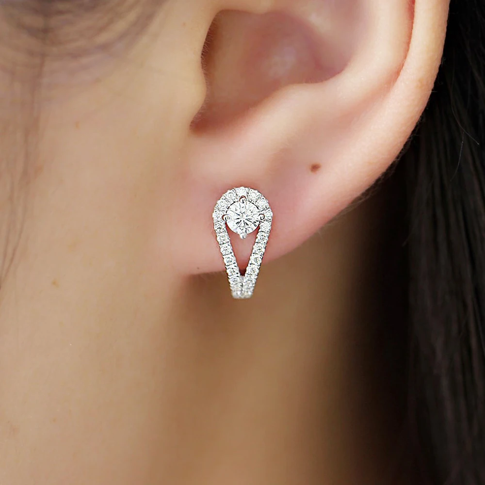 Серьги кольца женские из серебра 925 пробы с цветным муассанитом CTW 5