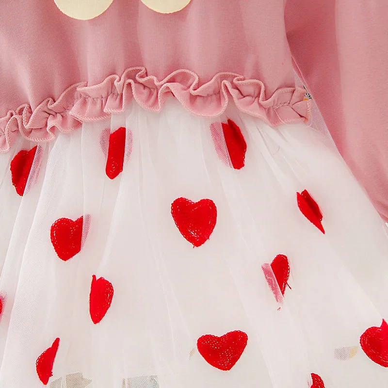Осенняя одежда для маленьких девочек платье для новорожденной с длинными рукавами, милое Сетчатое платье принцессы с принтом в виде сердечек vestido infantil