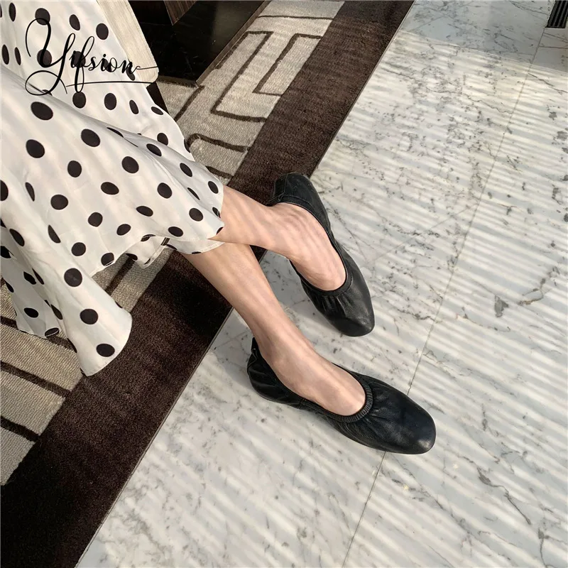 

OLOME New Fashion Spring Summer Women Flats Shoes Round Toe Slip On Soft Leather Women Casual Comfortable Flat Shoes Woman