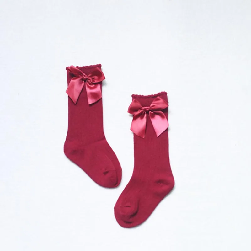 Сладкая принцесса носки для девочек большой Шелковый бантом дизайн Колено Высокие гольфы для маленьких детей гетры для малышей на осень-зиму - Цвет: Red