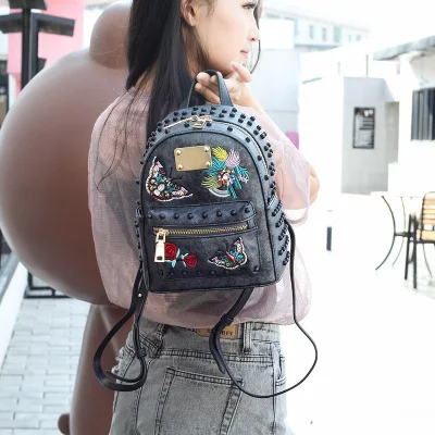 

New backpack embroidered rivet pouch bee female bag college style fashion ladies bag