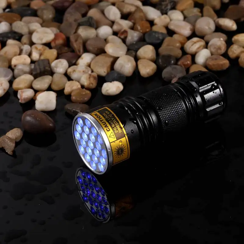 Ультрафиолетовый светильник ALONEFIRE 21 светодиод 395nm для кошек и собак мочи
