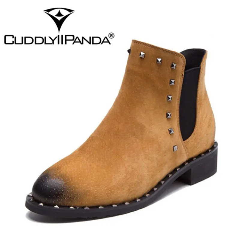 

CUDDLYIIPANDA 2017 Cow Suede Chelsea Boots Women Ankle Rivet Boots Winter with Fur Boot Retro Vintage Martin Boots Zapatos Mujer