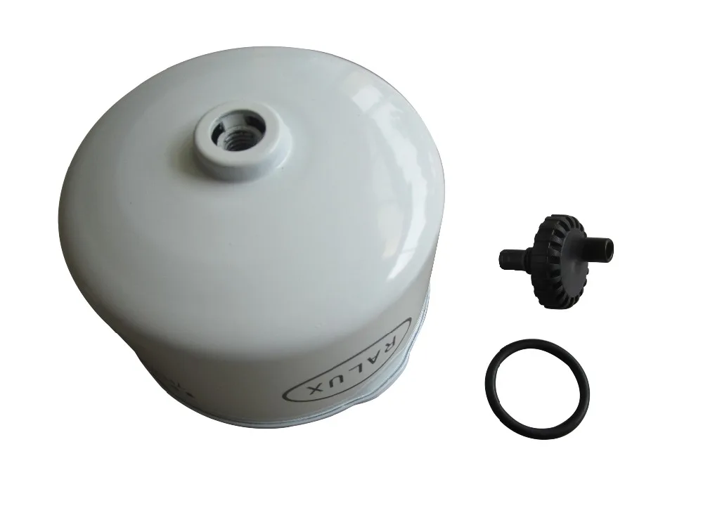 ﻿Buy LR009705 auto fuel filter fuel strainer assembly for Discovery