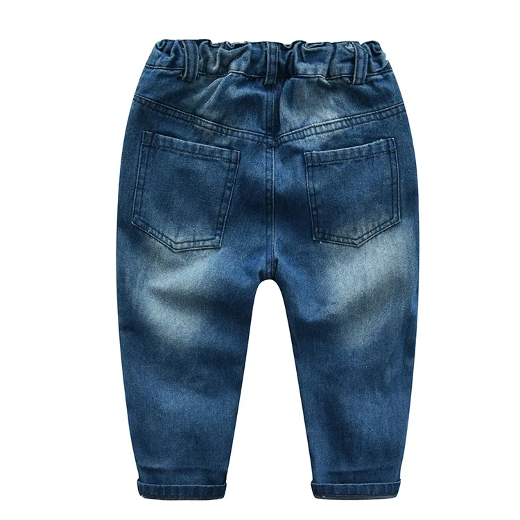 6985365475_189211899