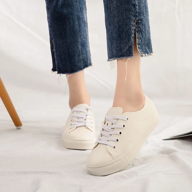 

Women's Rain Shoes Waterproof Flat Sneakers 2019 Spring Black/White Sneakers For Woman Casual Lace Up Rain Boots Plus Size 36-41