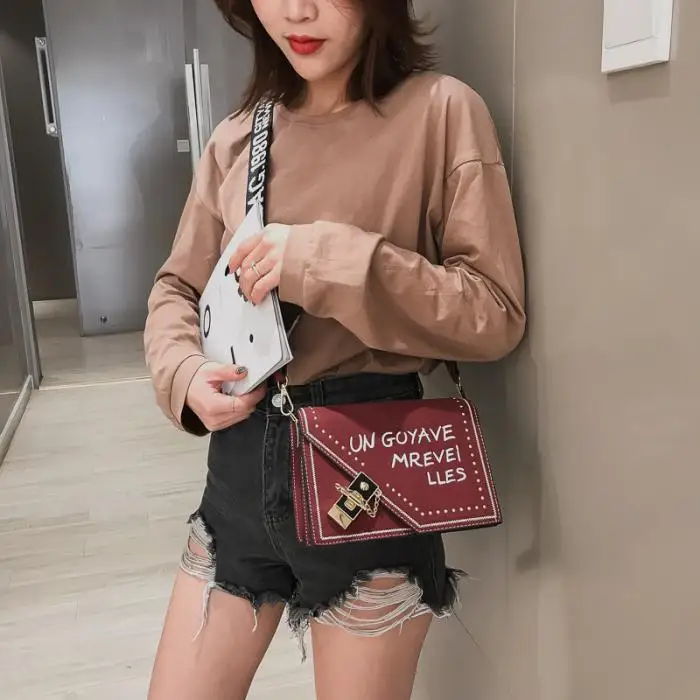 Новая Корейская версия матовой сумки на одно плечо с буквенным принтом для женщин и девочек, сумка с заклепками и замком, сумка из искусственной кожи, сумка-мессенджер WML99